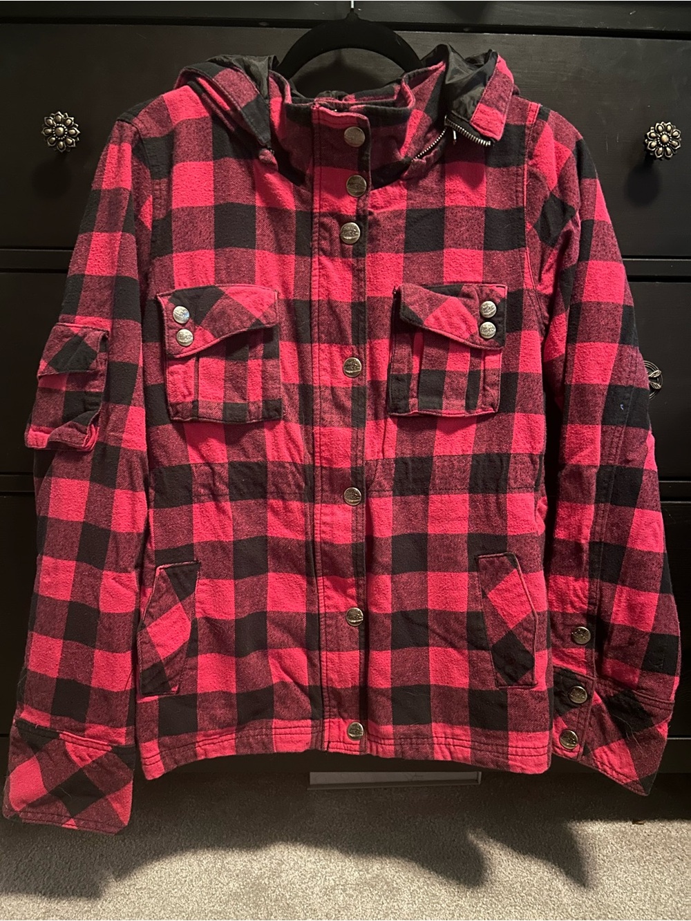 Woman’s O’Neill Pink & Black Plaid Hooded Jacket